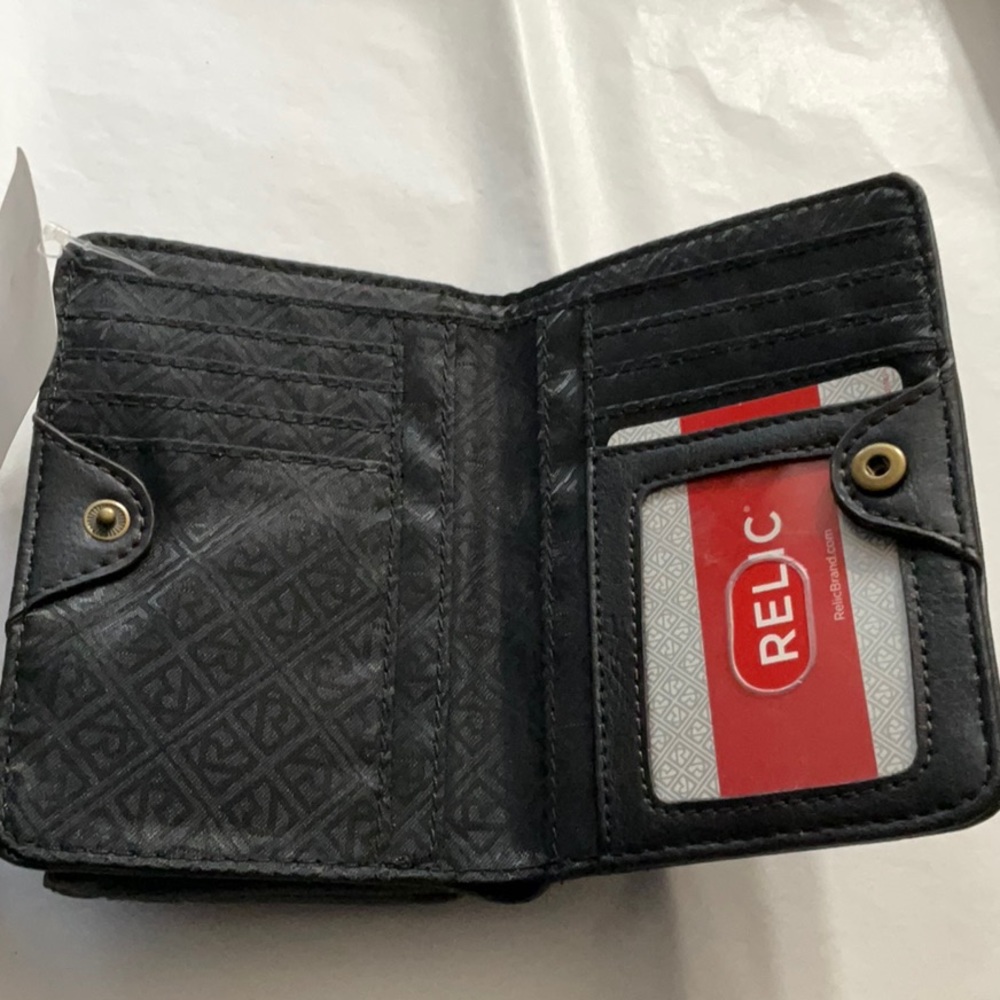 2/$30🌻Relic Riley Multifunction Wallet - Picture 2 of 5